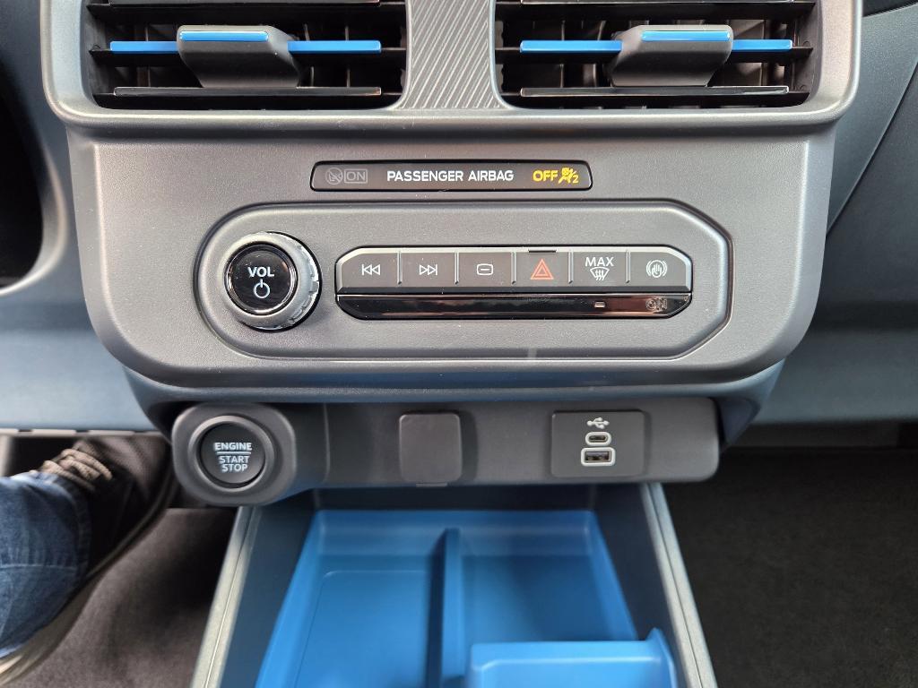 new 2025 Ford Maverick car, priced at $33,360