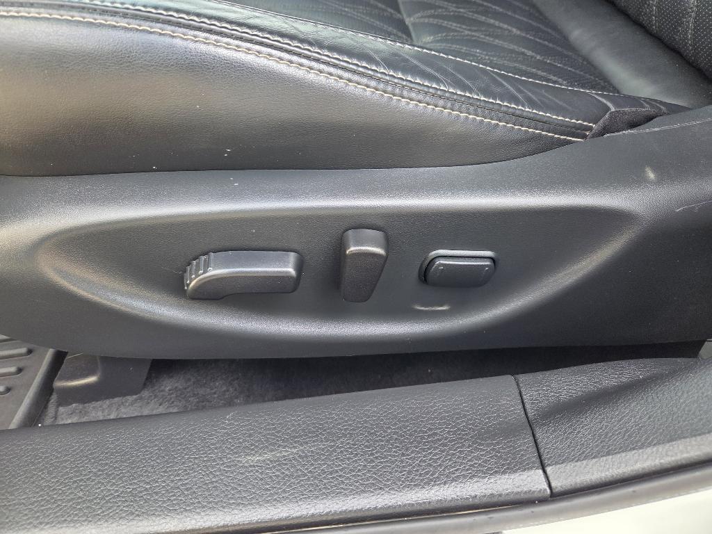 used 2023 Nissan Maxima car, priced at $37,994