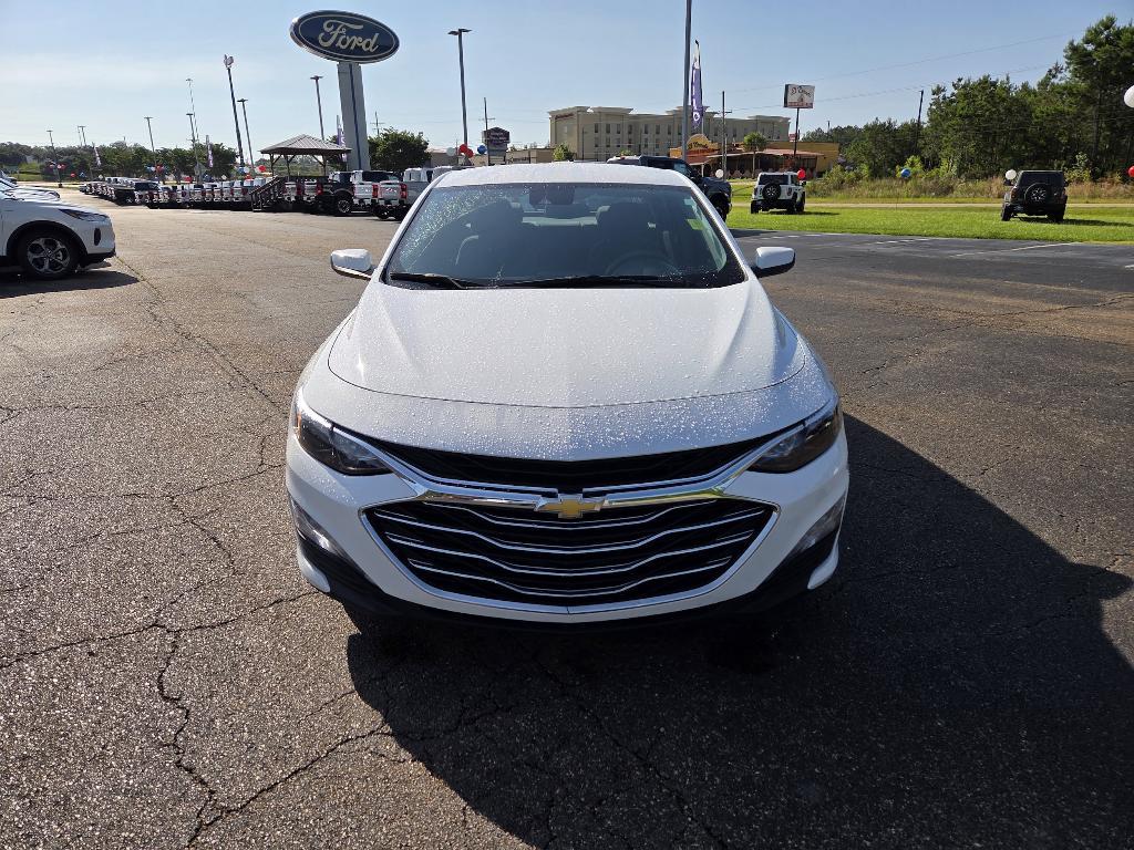 used 2023 Chevrolet Malibu car, priced at $20,999