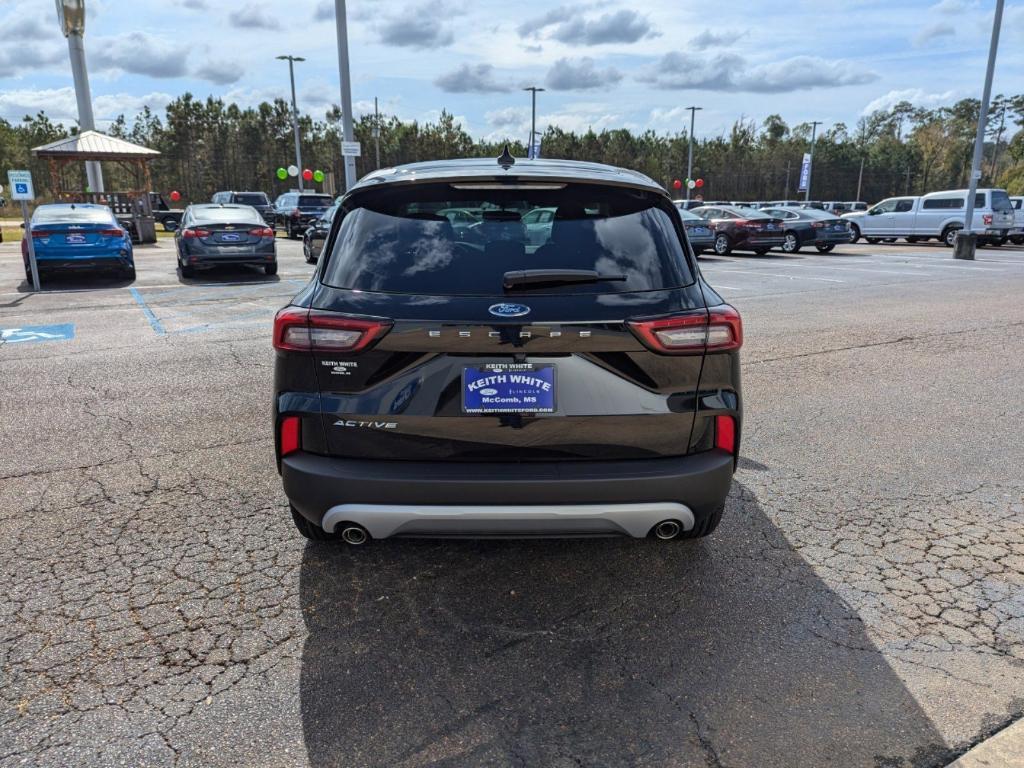 new 2025 Ford Escape car, priced at $30,330