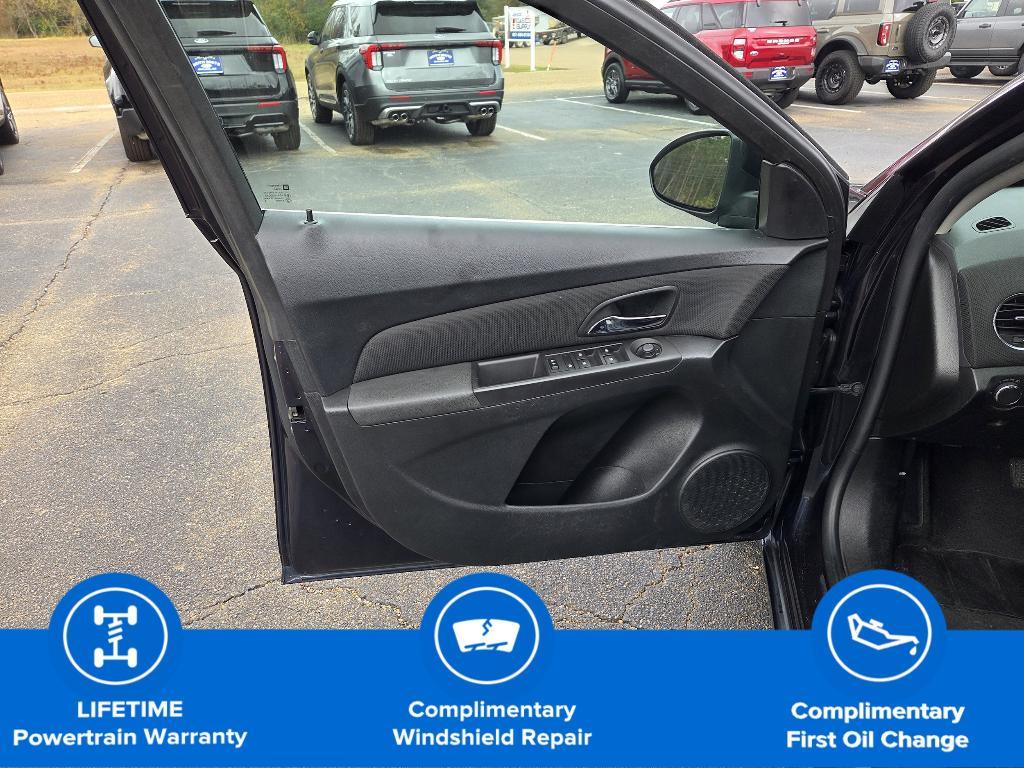 used 2016 Chevrolet Cruze Limited car, priced at $11,777
