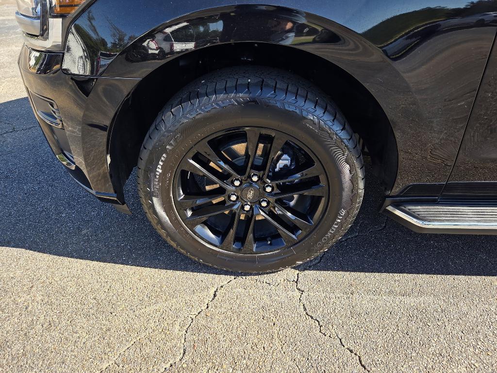 used 2023 Ford Expedition car, priced at $47,921