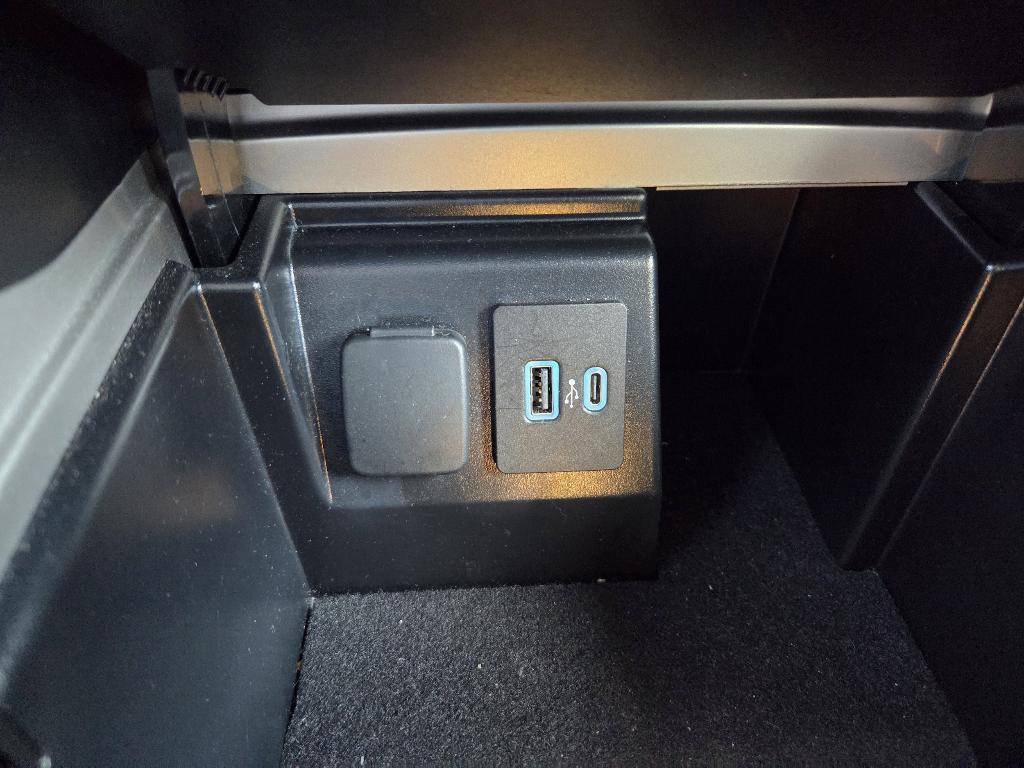 used 2024 Ford Explorer car, priced at $37,222