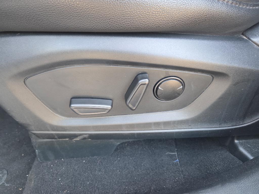 used 2024 Ford Explorer car, priced at $37,222