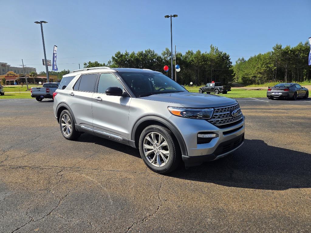 used 2024 Ford Explorer car, priced at $37,222