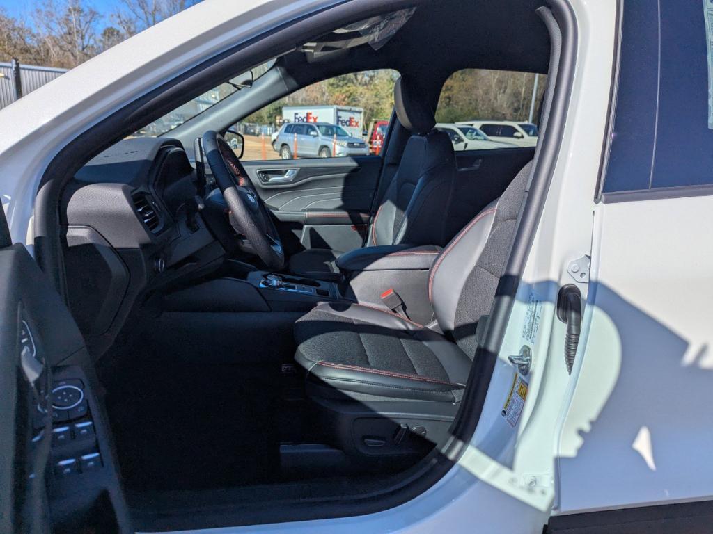 new 2025 Ford Escape car, priced at $31,349