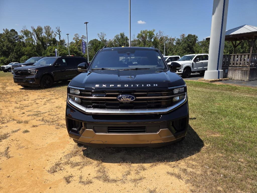 new 2025 Ford Expedition Max car, priced at $89,370
