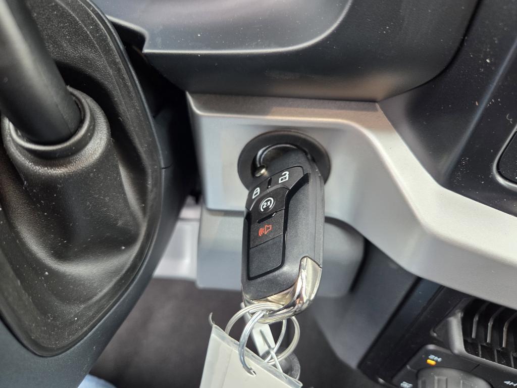 new 2025 Ford F-250 car, priced at $70,520