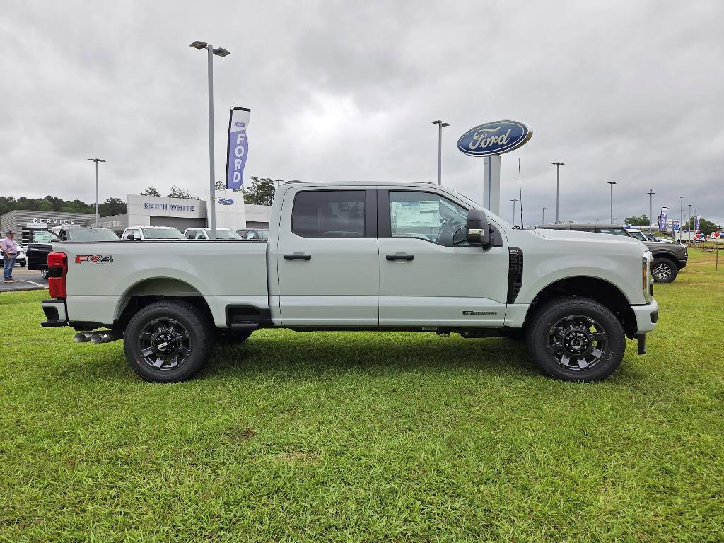new 2025 Ford F-250 car, priced at $70,520