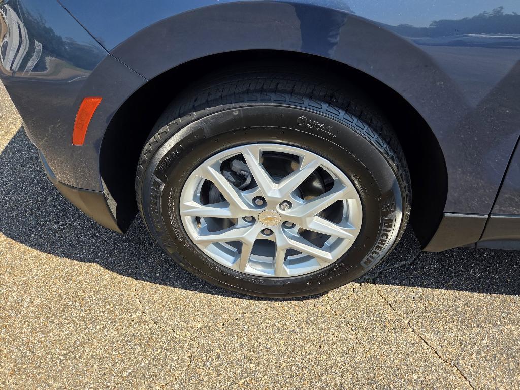 used 2024 Chevrolet Equinox car, priced at $23,955