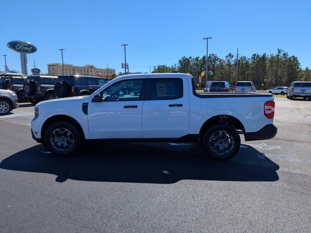 new 2025 Ford Maverick car, priced at $31,990