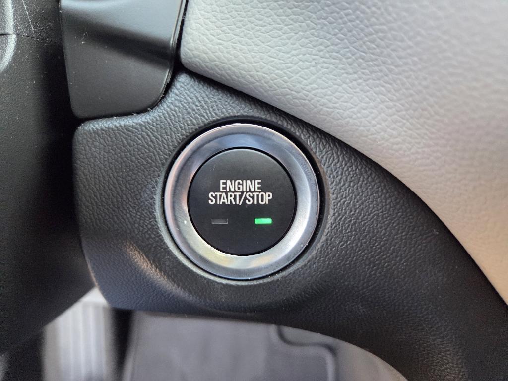 used 2023 Chevrolet Equinox car, priced at $26,500
