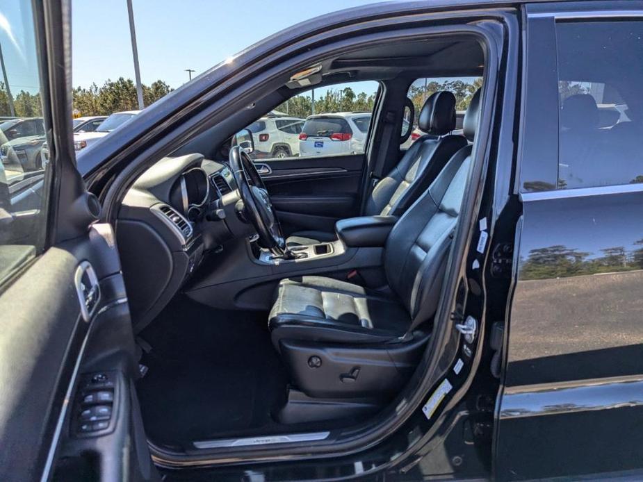 used 2021 Jeep Grand Cherokee car, priced at $22,976