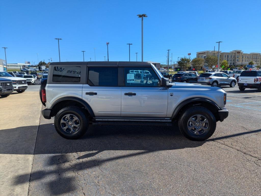 new 2024 Ford Bronco car, priced at $46,814