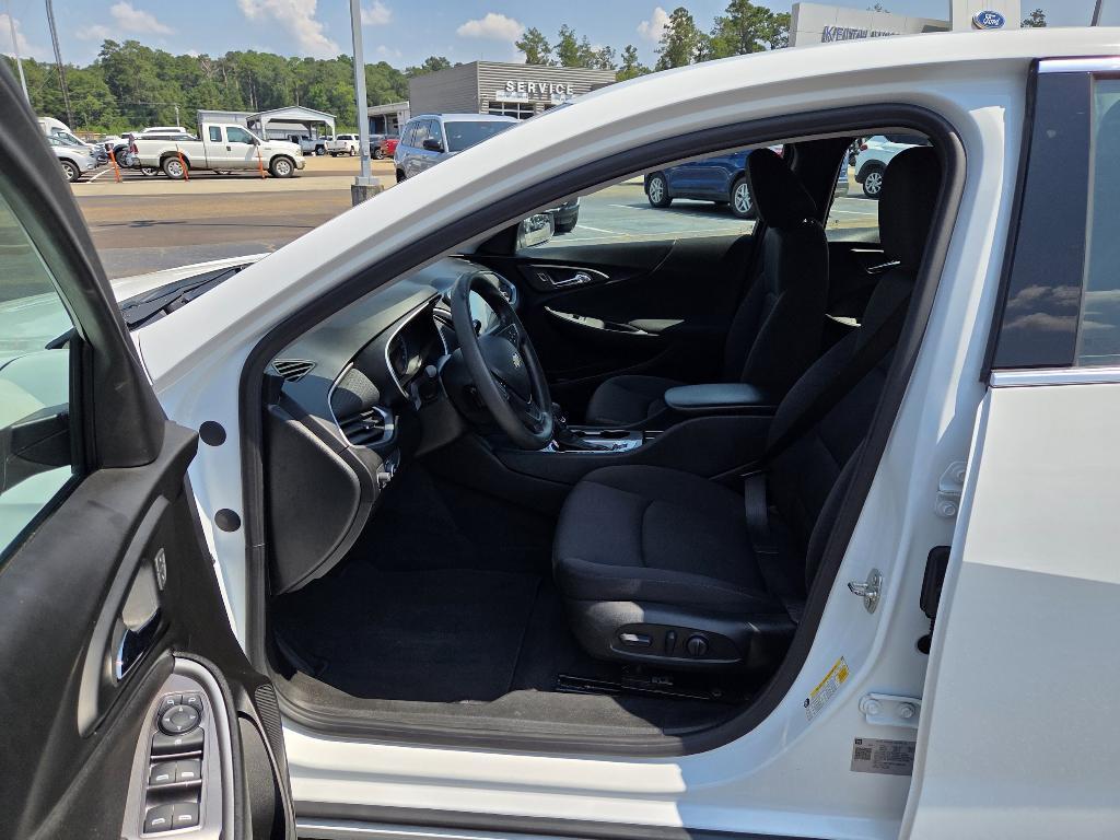 used 2024 Chevrolet Malibu car, priced at $25,985