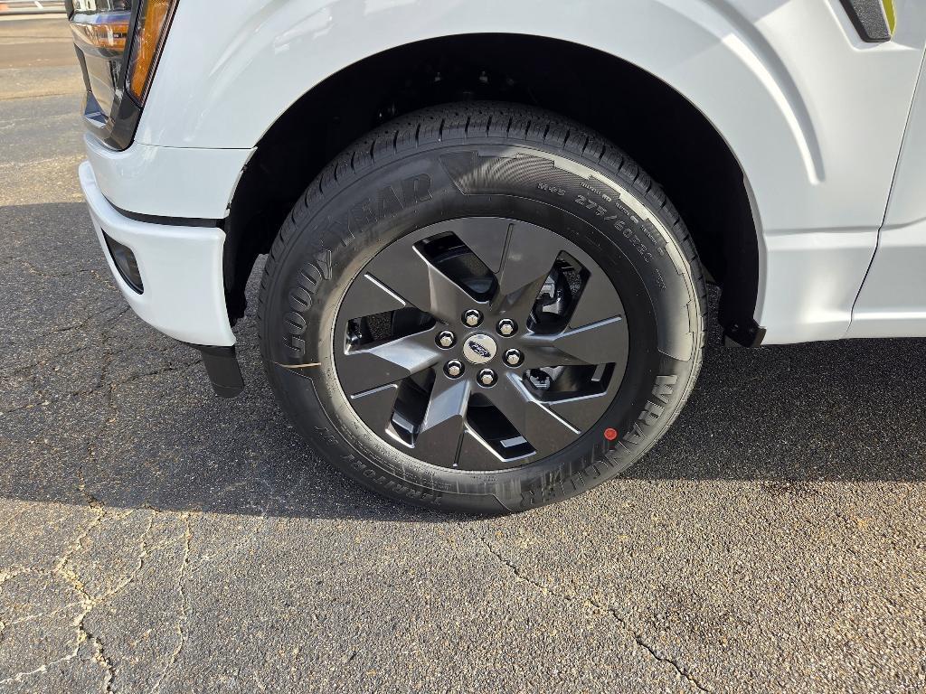 new 2025 Ford F-150 car, priced at $46,490