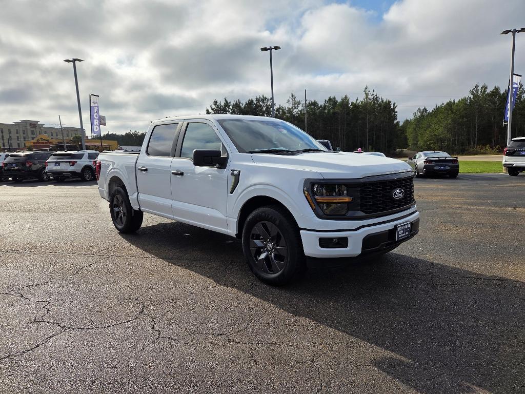 new 2025 Ford F-150 car, priced at $46,490
