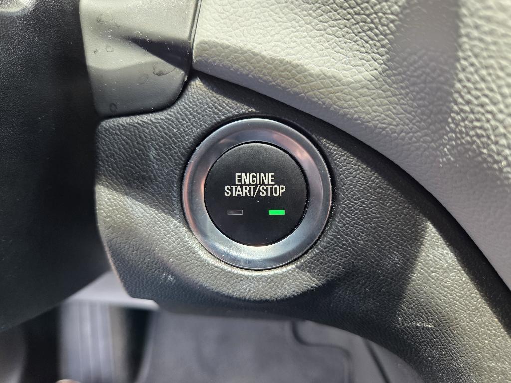 used 2023 Chevrolet Equinox car, priced at $25,994