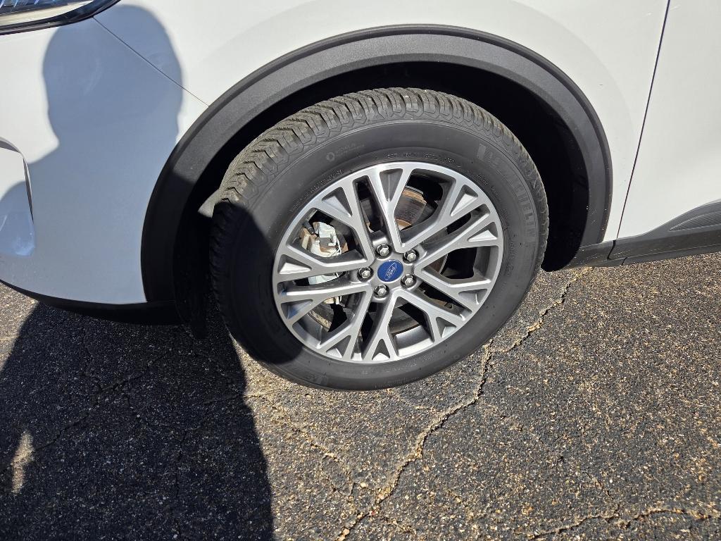 used 2021 Ford Escape car, priced at $21,500