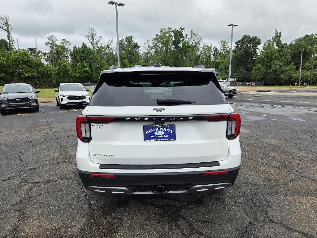 new 2025 Ford Explorer car, priced at $42,476