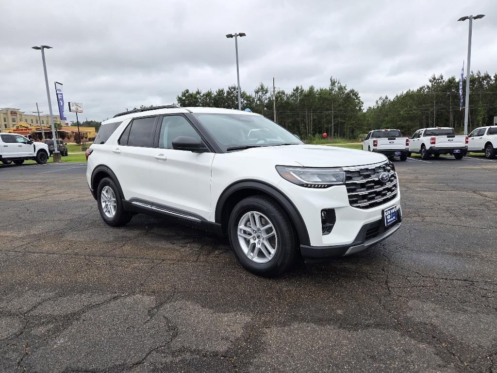 new 2025 Ford Explorer car, priced at $42,476