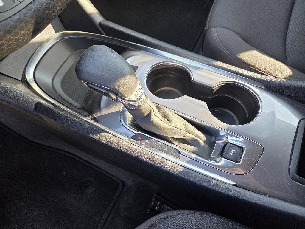 used 2024 Chevrolet Malibu car, priced at $20,226