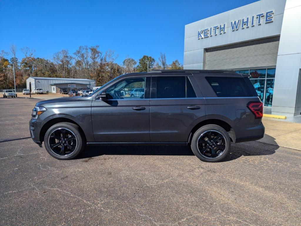 used 2022 Ford Expedition car, priced at $53,999