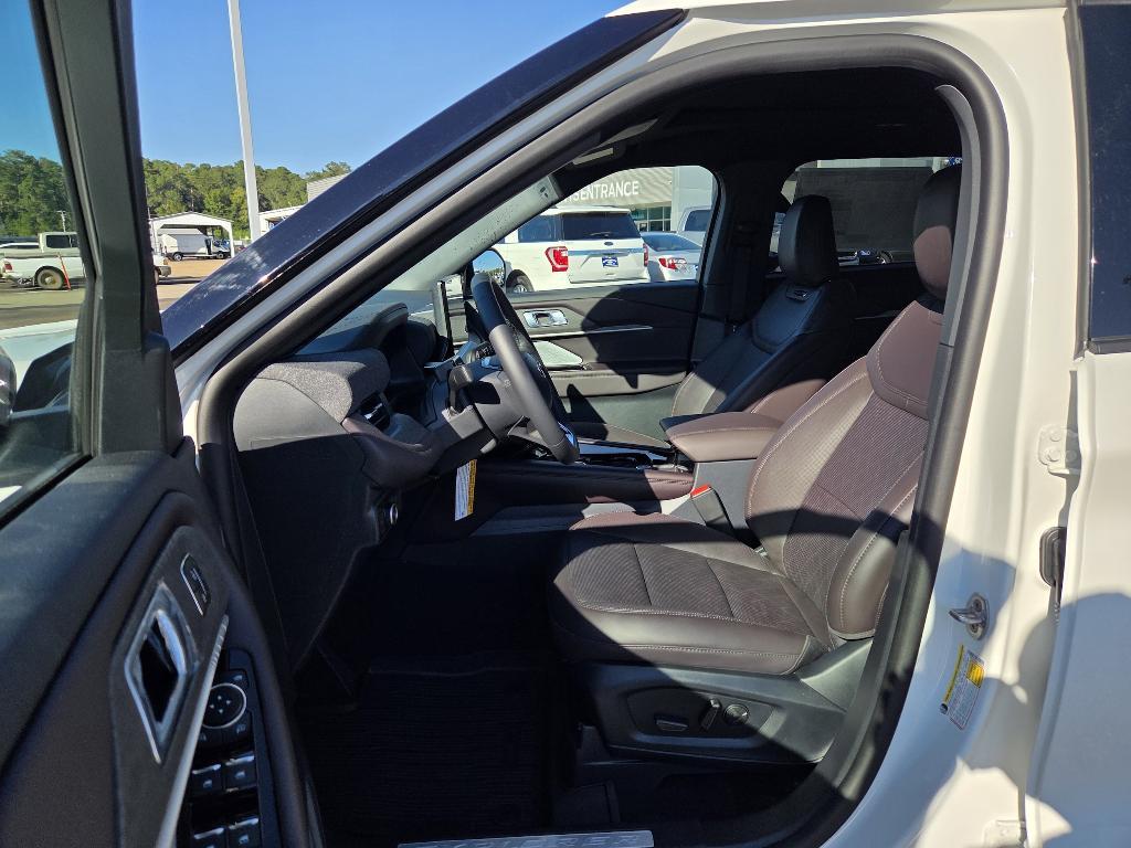 new 2025 Ford Explorer car, priced at $54,570