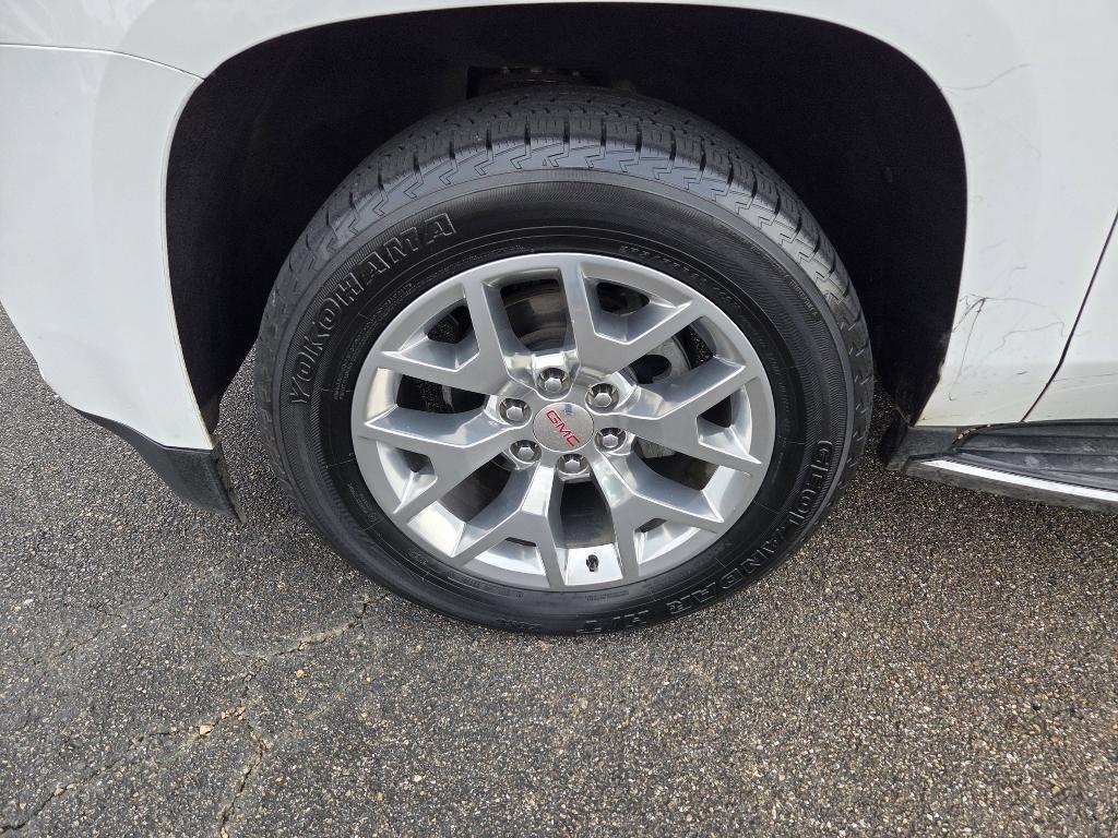 used 2019 GMC Yukon car, priced at $29,796