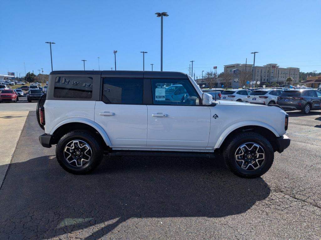 new 2024 Ford Bronco car, priced at $55,365