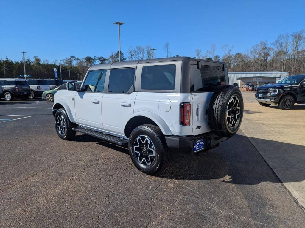 new 2024 Ford Bronco car, priced at $55,365