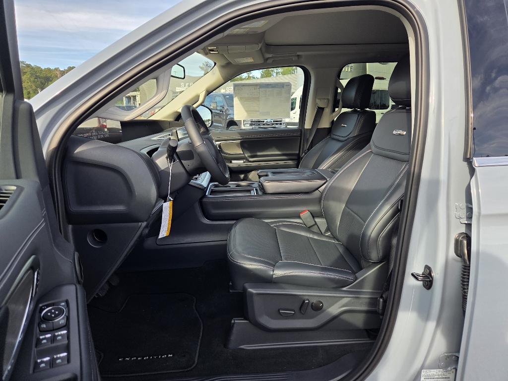 new 2025 Ford Expedition Max car, priced at $84,250