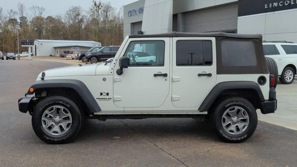 used 2009 Jeep Wrangler Unlimited car, priced at $8,988