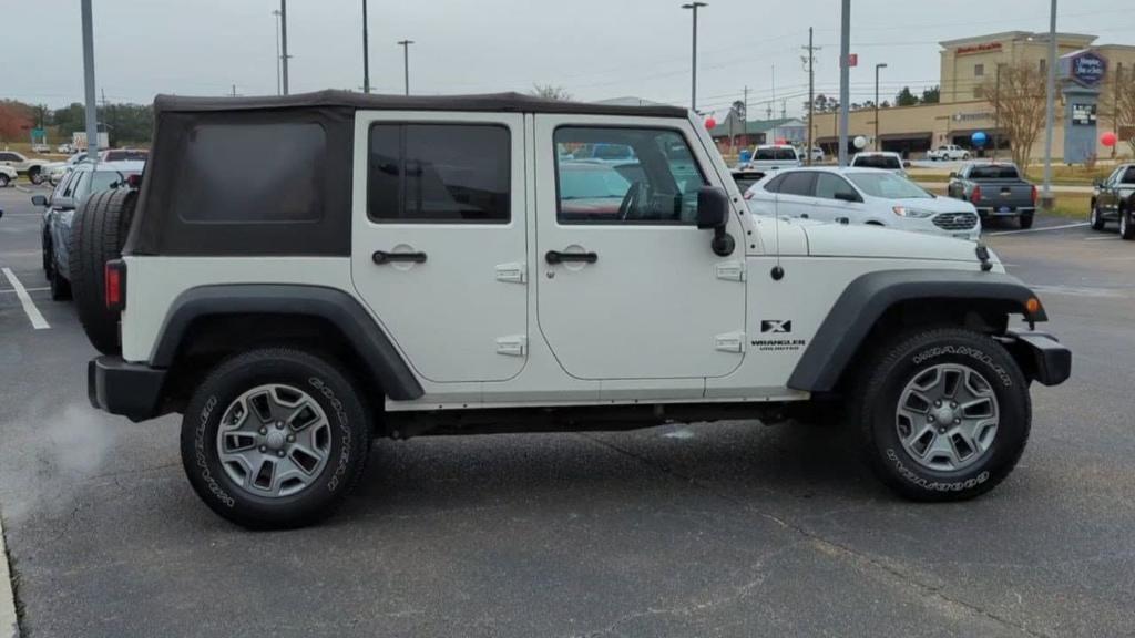 used 2009 Jeep Wrangler Unlimited car, priced at $8,988