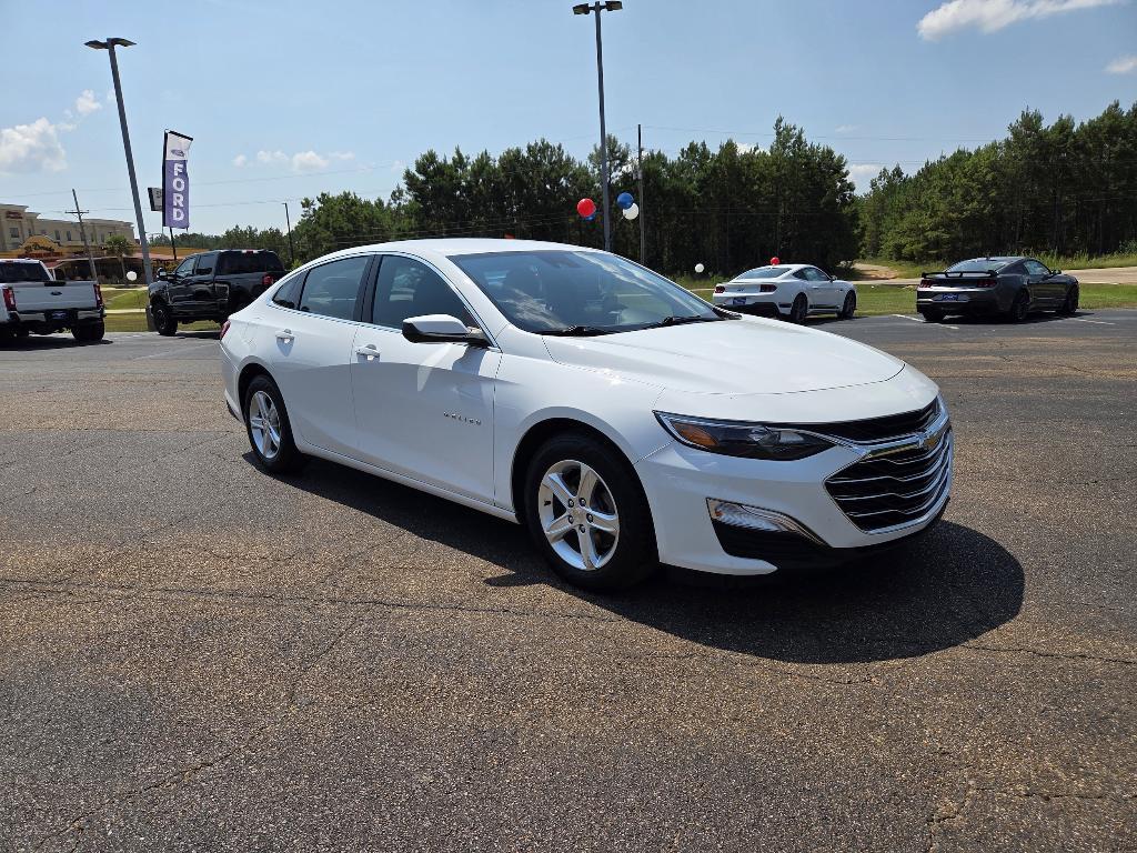 used 2023 Chevrolet Malibu car, priced at $20,899