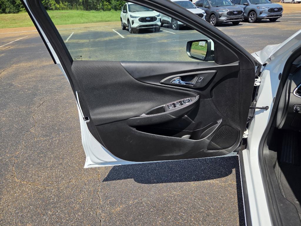 used 2023 Chevrolet Malibu car, priced at $20,899