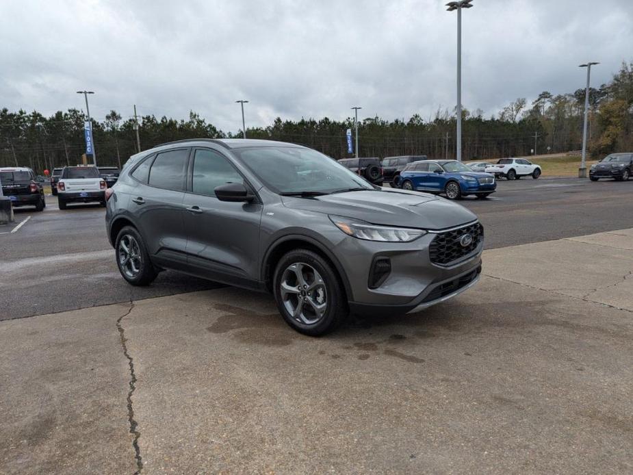 used 2025 Ford Escape car, priced at $30,333