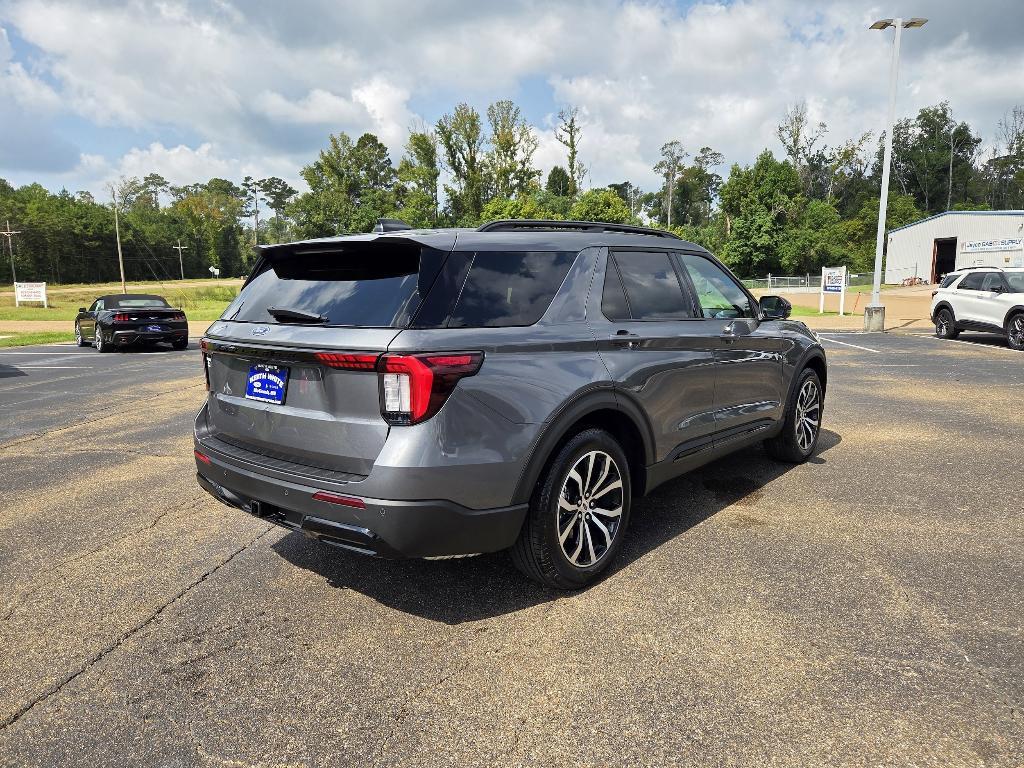 new 2025 Ford Explorer car, priced at $46,575