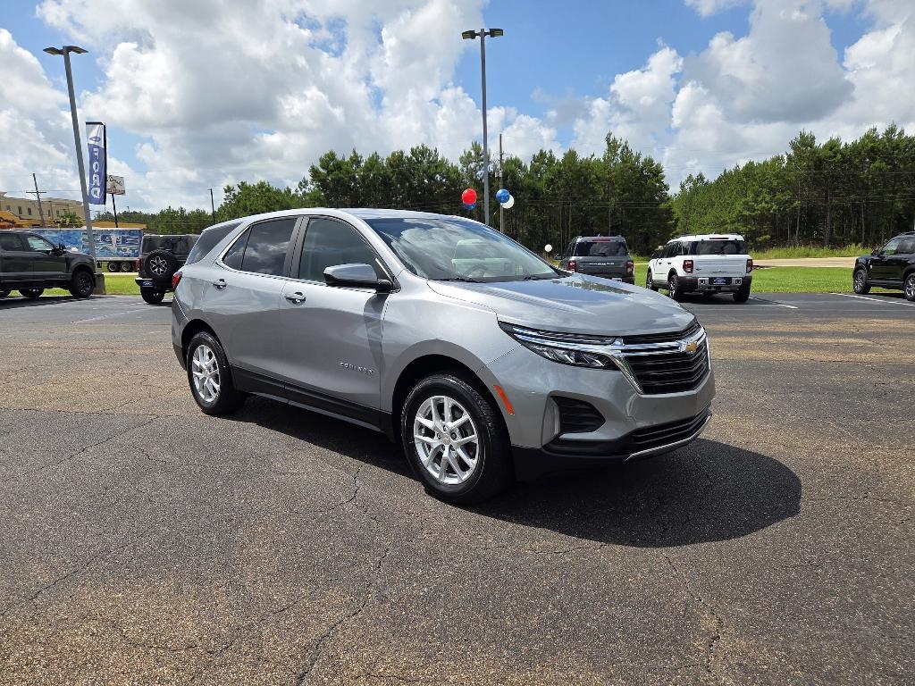 used 2023 Chevrolet Equinox car, priced at $24,888
