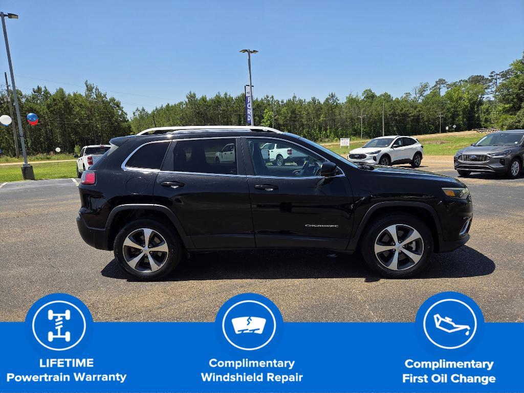 used 2021 Jeep Cherokee car, priced at $23,298