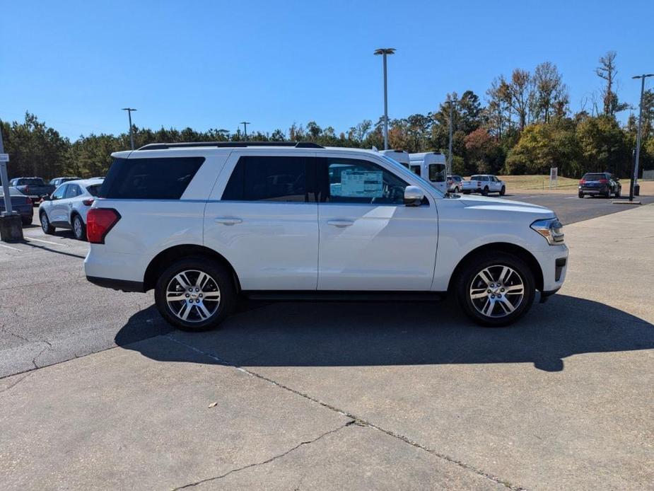 new 2024 Ford Expedition car, priced at $63,073