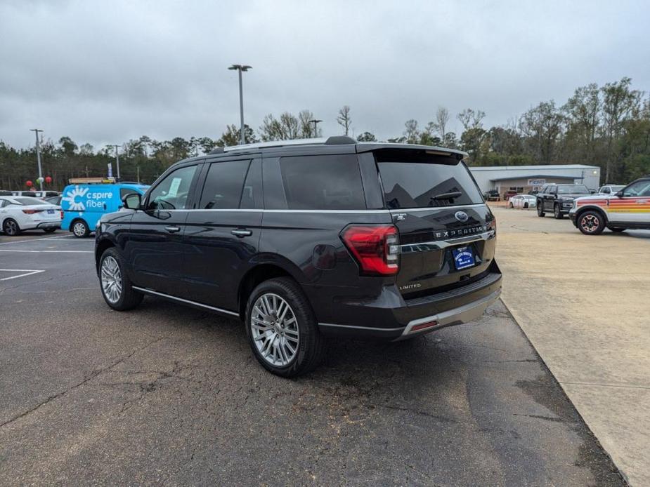 new 2024 Ford Expedition car, priced at $67,028