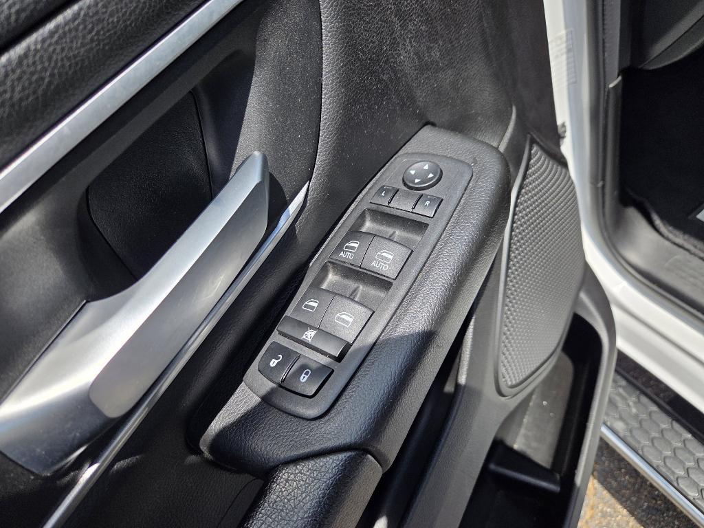used 2023 Ram 1500 car, priced at $32,213
