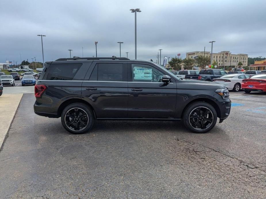 new 2024 Ford Expedition car, priced at $71,162