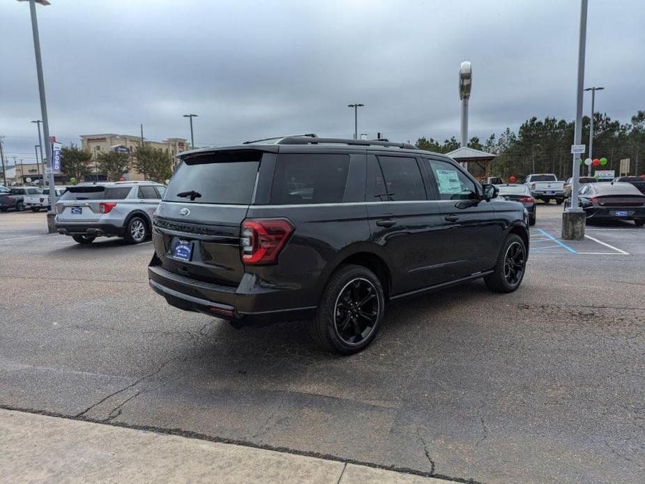 new 2024 Ford Expedition car, priced at $71,162