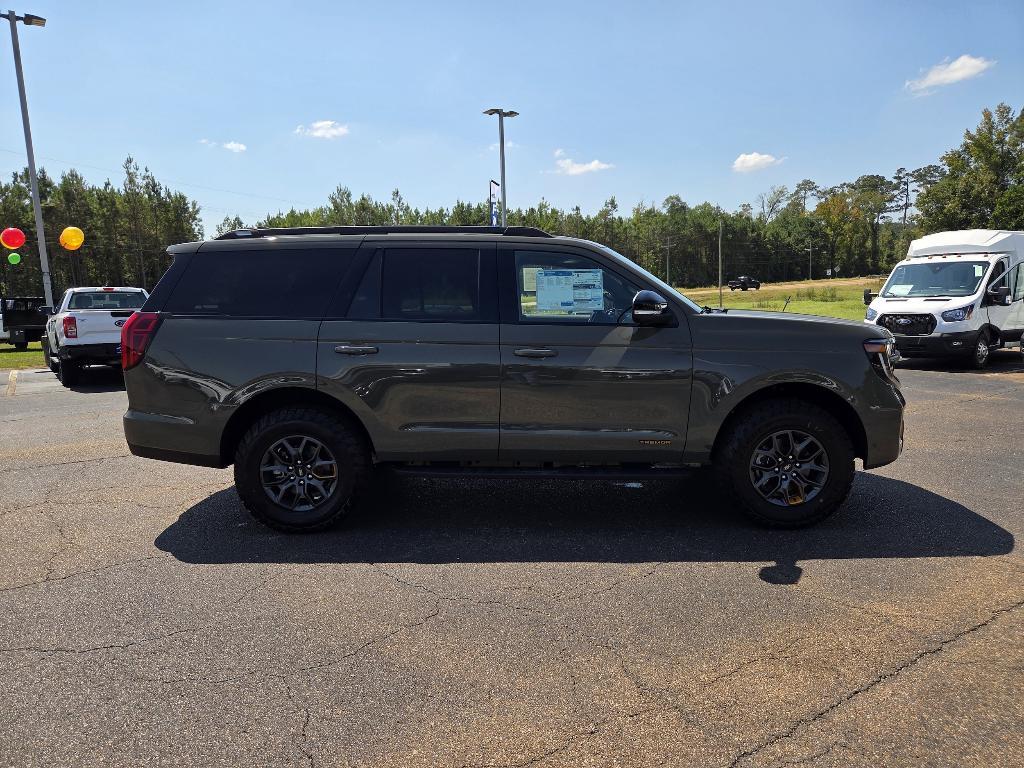 new 2025 Ford Expedition car, priced at $82,785