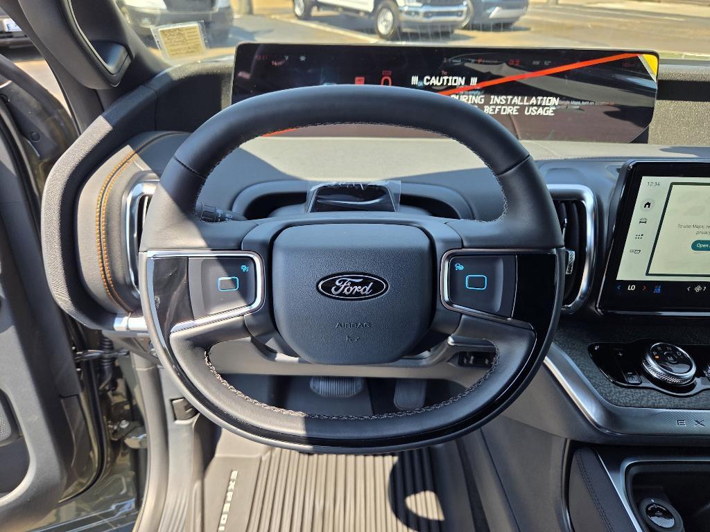 new 2025 Ford Expedition car, priced at $82,785