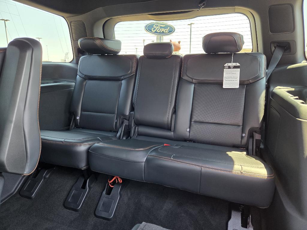 new 2025 Ford Expedition car, priced at $82,785