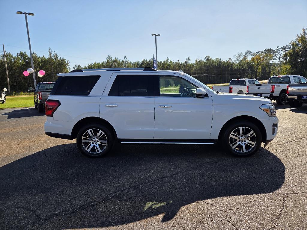 used 2023 Ford Expedition car, priced at $40,555