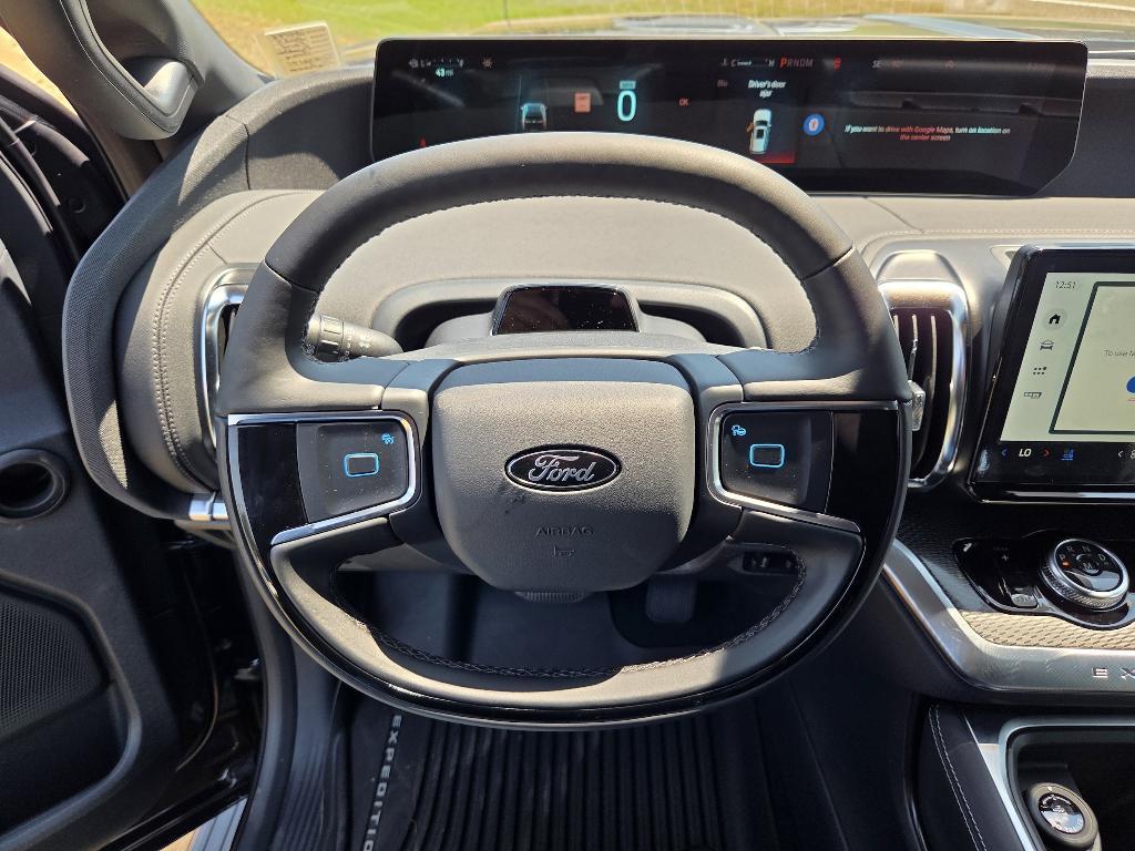 new 2025 Ford Expedition car, priced at $79,475